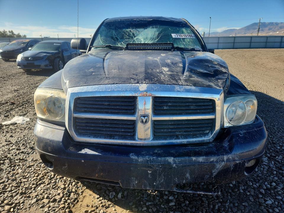 2007 Dodge Dakota Quad SLT
