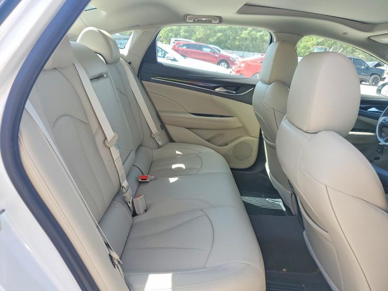 2017 Buick Lacrosse Premium