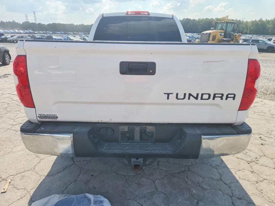 2015 Toyota Tundra SR5