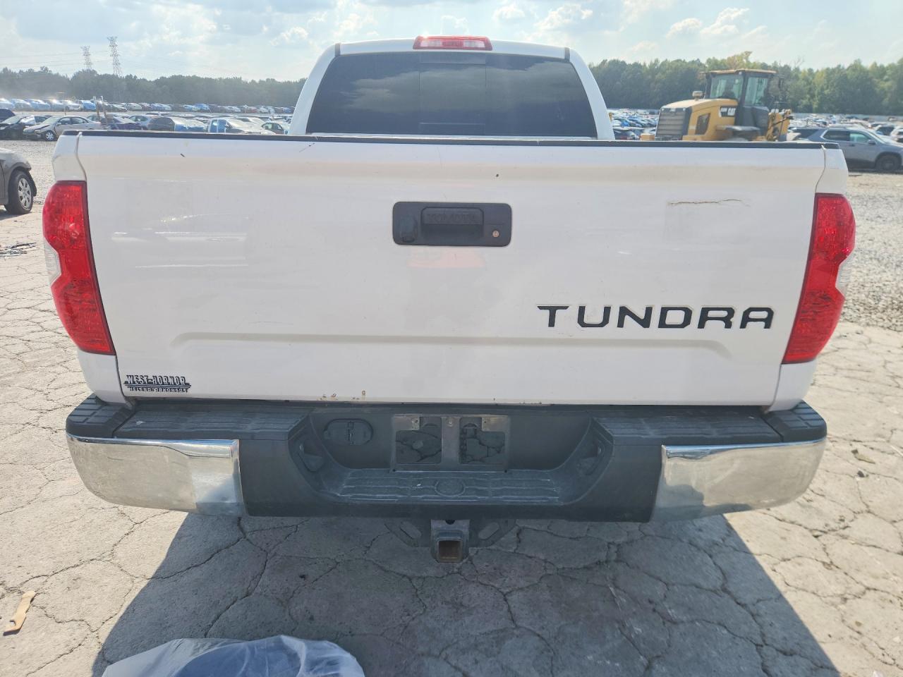2015 Toyota Tundra SR5