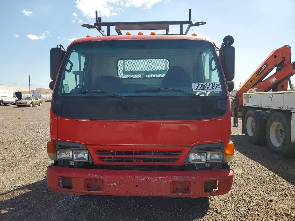 2005 Isuzu NPR