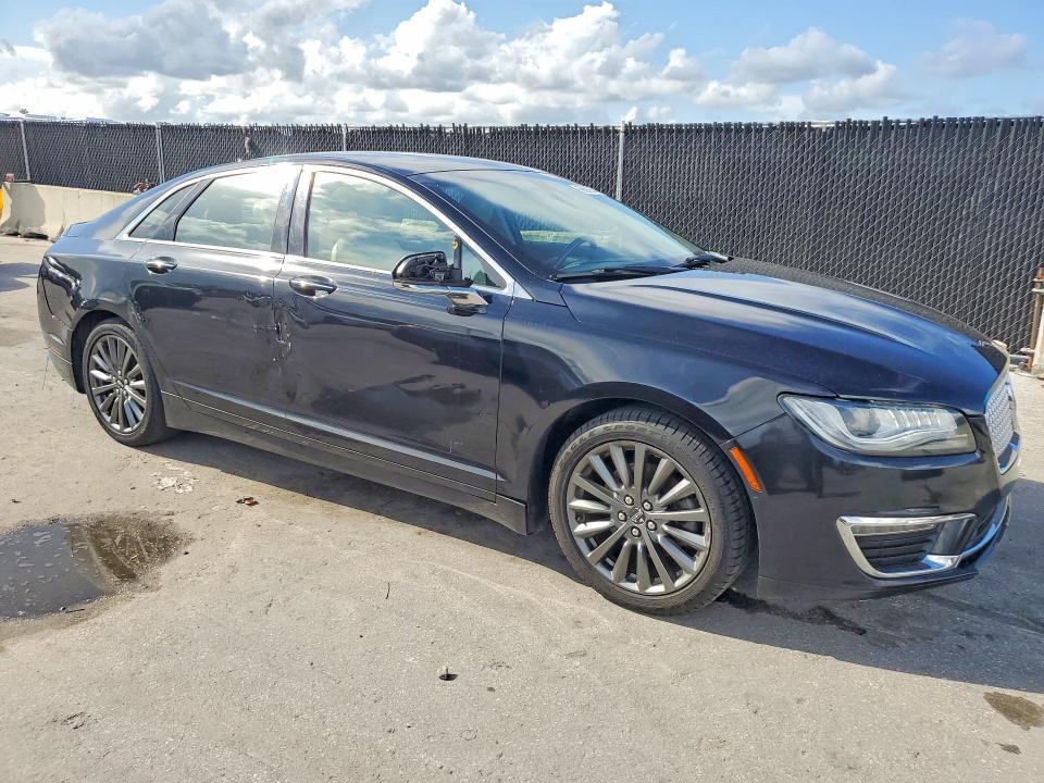 2020 Lincoln MKZ