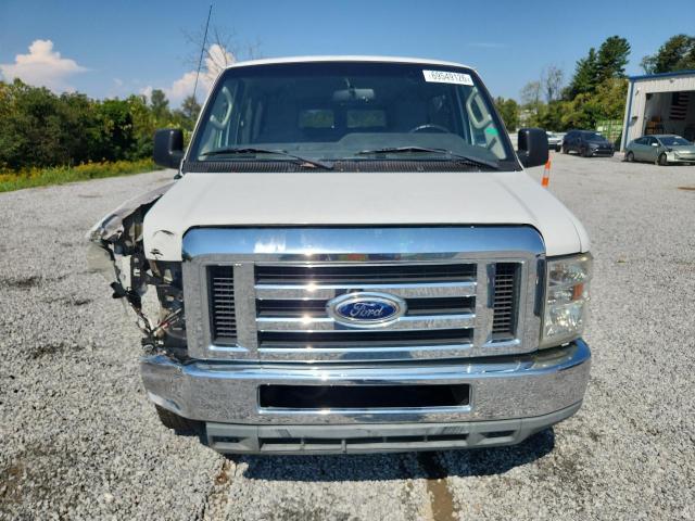 2013 Ford Econoline E350 Super Duty Wagon