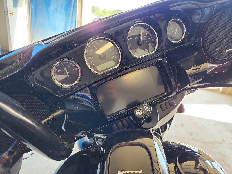2021 Harley-Davidson Flhxs