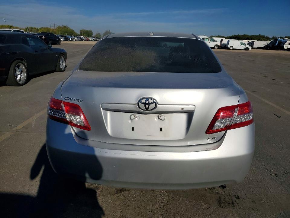 2010 Toyota Camry LE