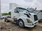 2015 Volvo VNL Semi Truck