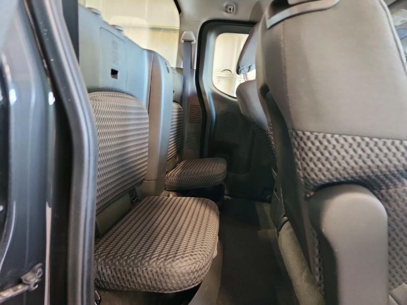 2014 Nissan Frontier SV V6
