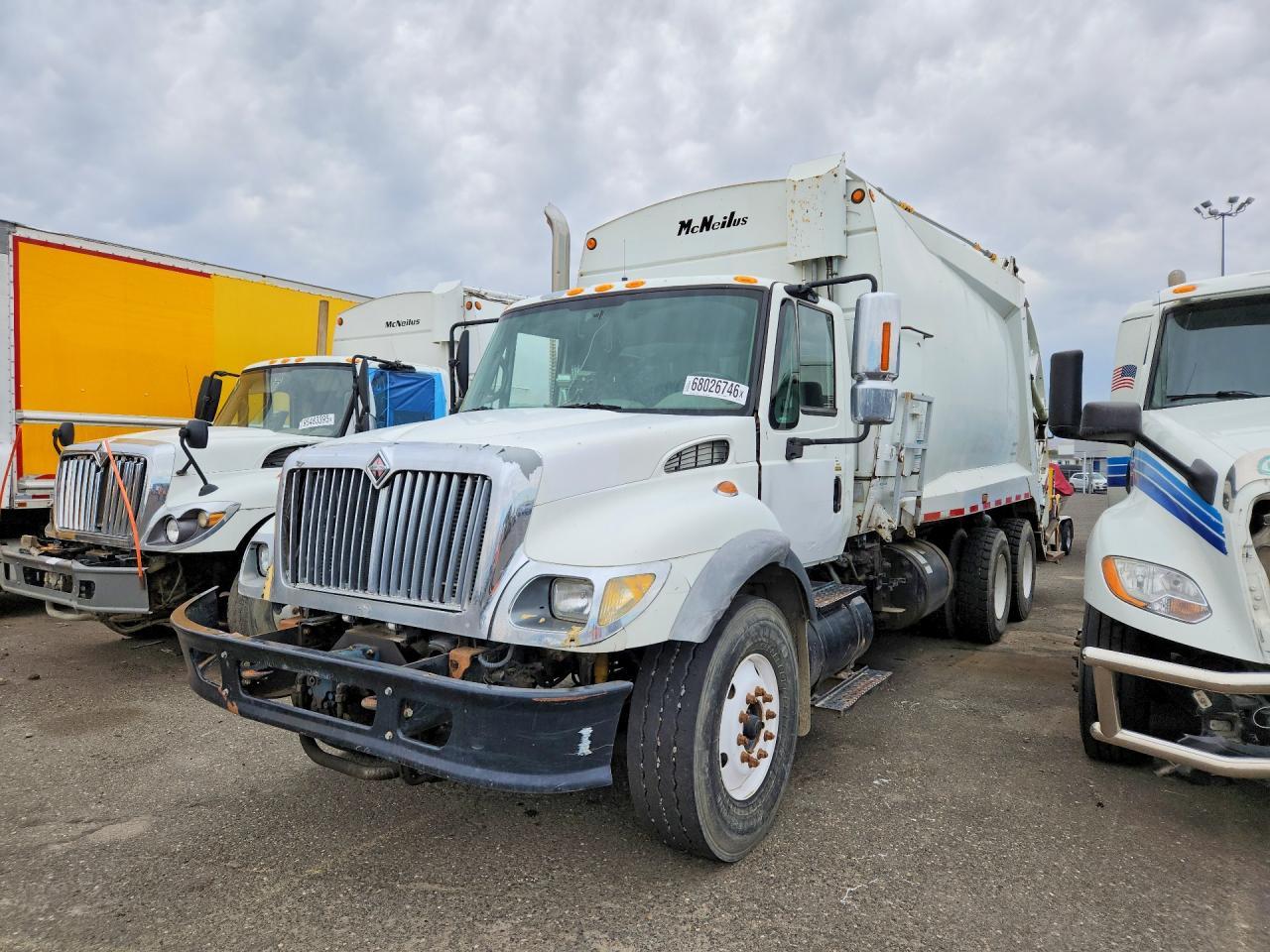 2004 International 7000 7400