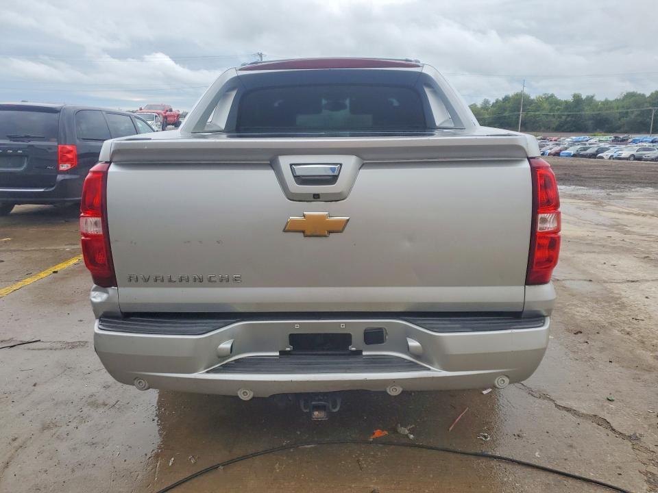 2013 Chevrolet Avalanche LTZ