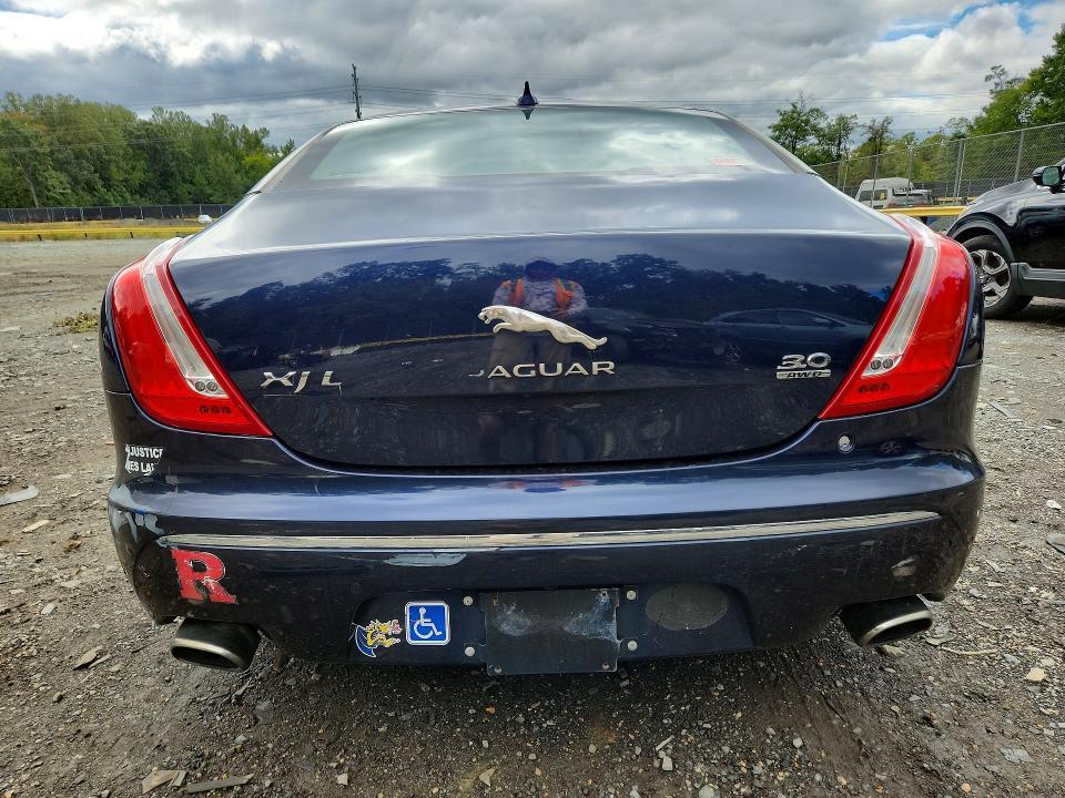 2015 Jaguar XJL Portfolio