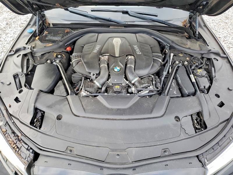 2017 BMW 750 XI