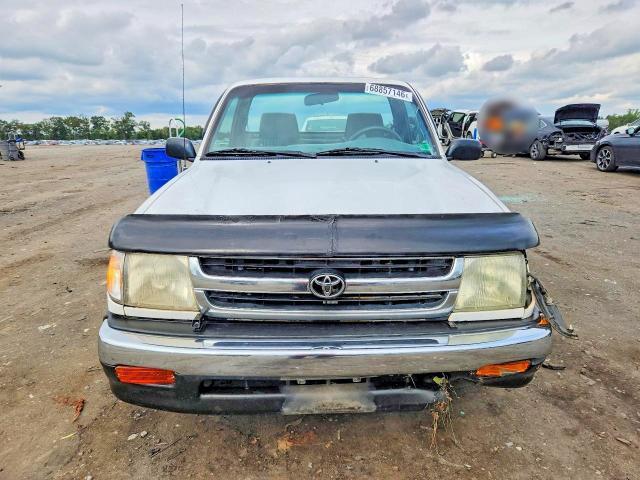 1999 Toyota Tacoma Base