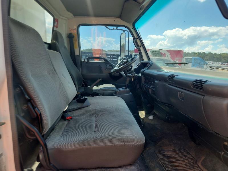 2003 Isuzu NPR BOX Truck