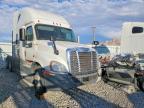 2016 Freightliner Cascadia 125 Semi Truck