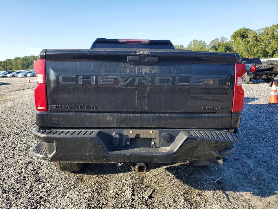 2021 Chevrolet Silverado C1500 Custom
