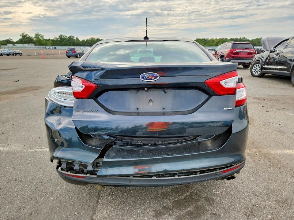 2014 Ford Fusion SE
