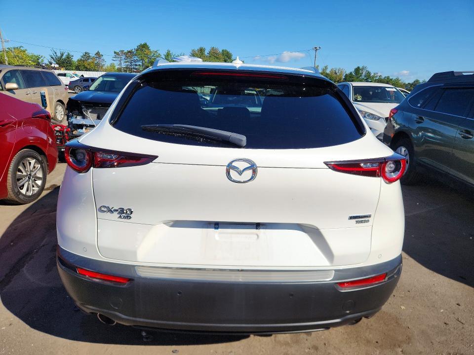 2024 Mazda CX-30 Premium Plus
