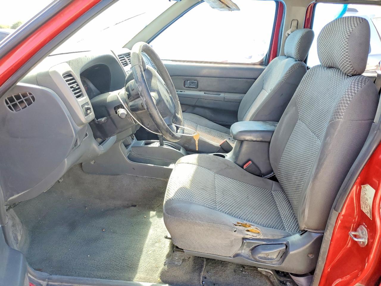 2001 Nissan Frontier XE