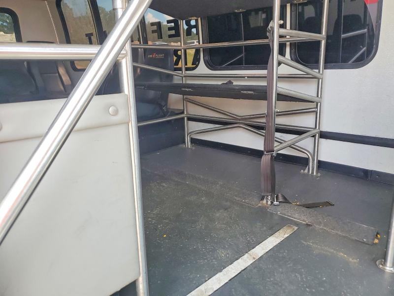 2018 Chev Rolet Express Shuttle Bus