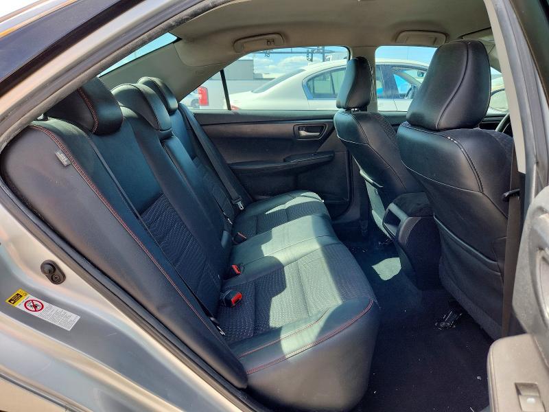 2015 Toyota Camry SE