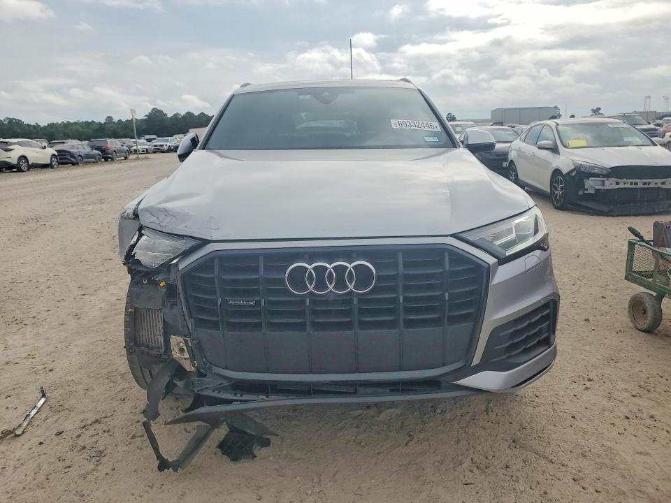 2021 Audi Q7 Premium Plus