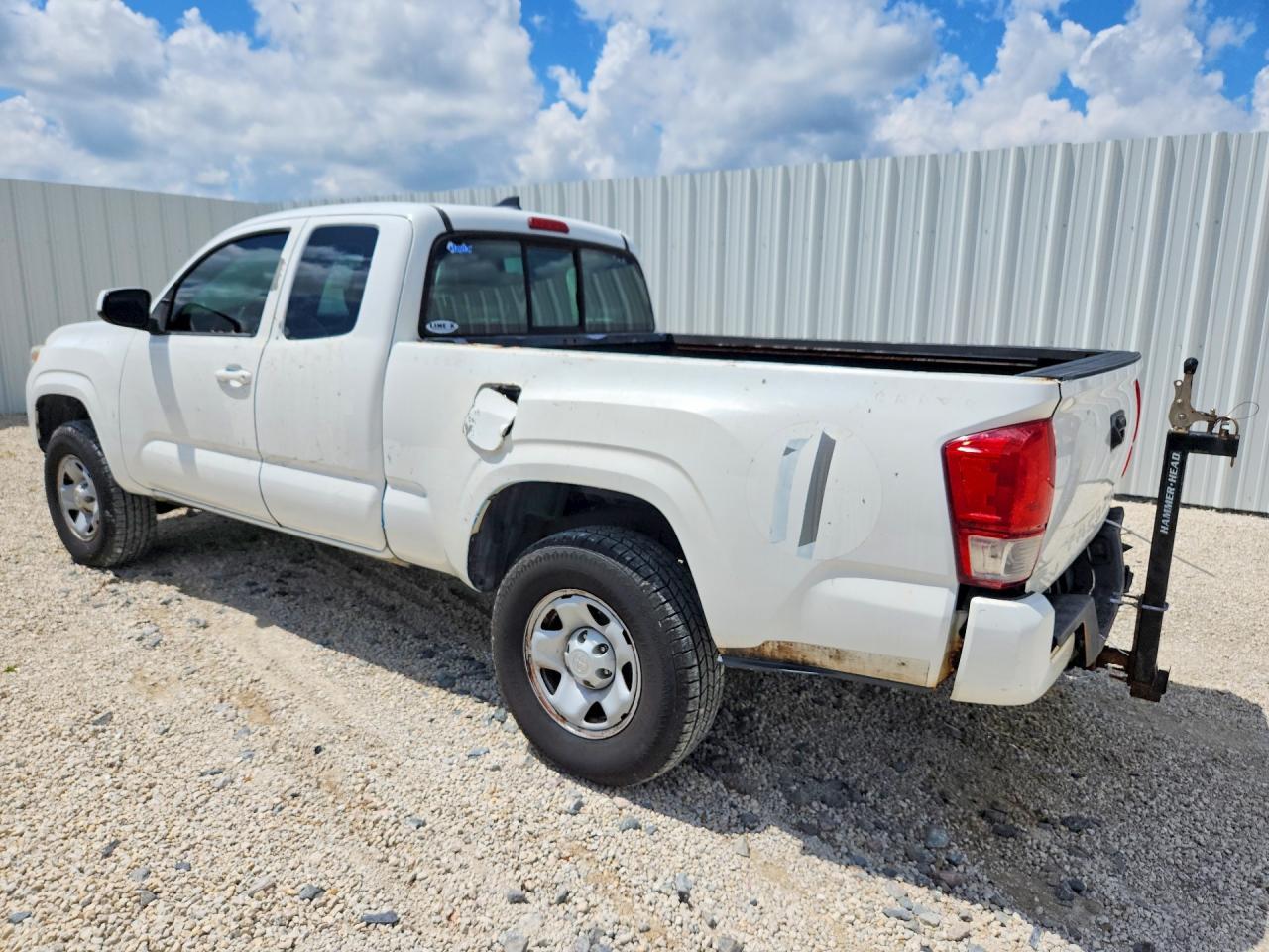 2016 Toyota Tacoma SR