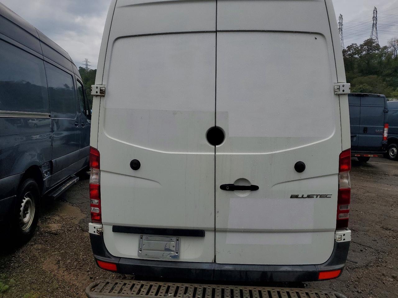 2015 Mercedes-Benz Sprinter 2500 Delivery Van