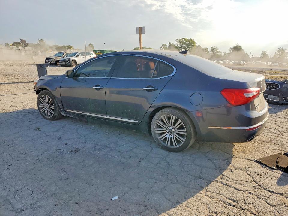2015 KIA Cadenza Premium