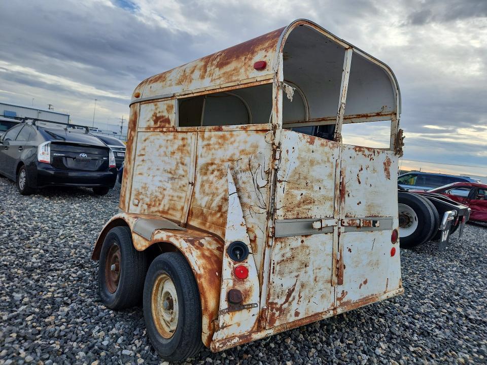 1972 Impact 1972 Livestock Trailer