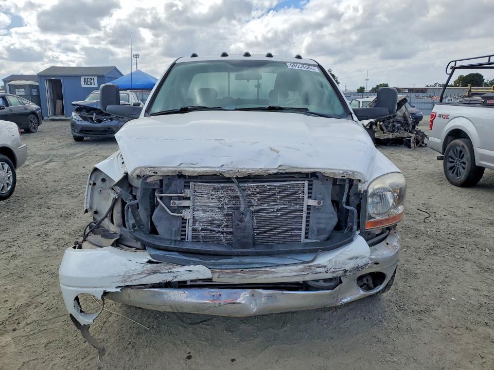 2006 Dodge RAM 3500 ST