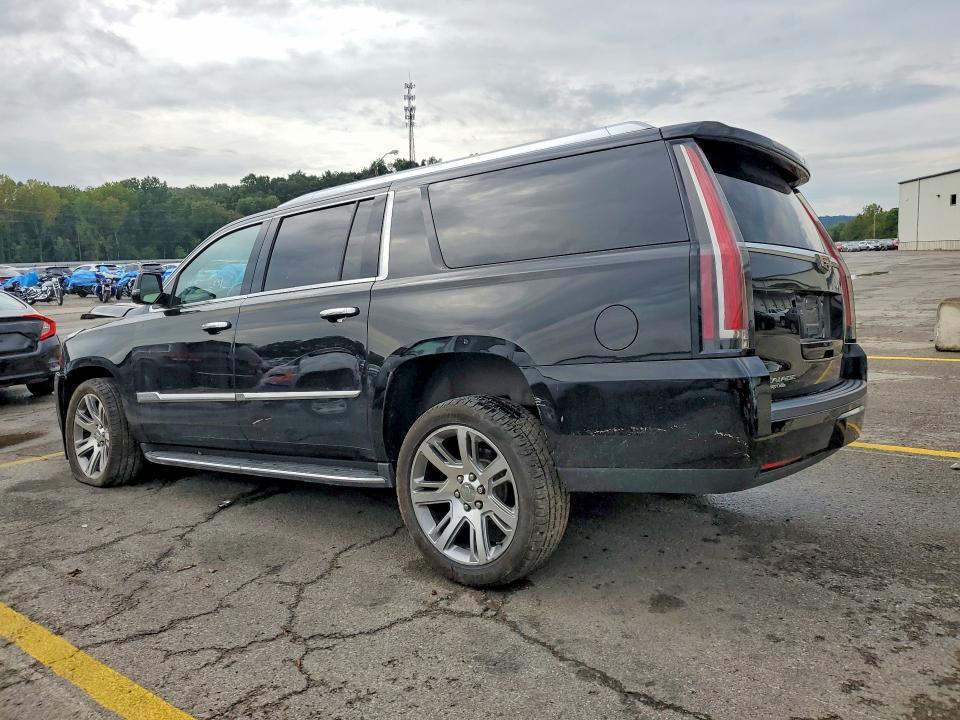 2016 Cadillac Escalade ESV Luxury