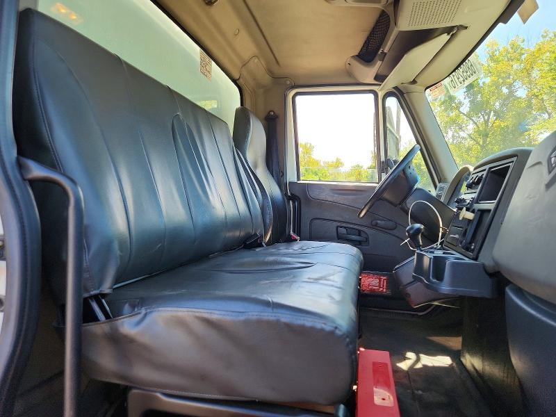 2014 International 4300 BOX Truck