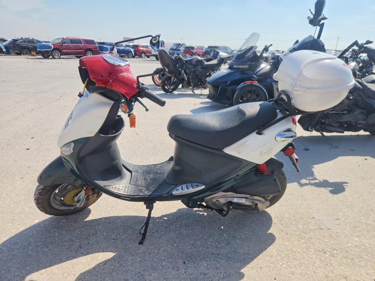 2013 Genuine Scooter Co. Buddy 125