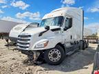 2019 Freightliner Cascadia 126 Semi Truck