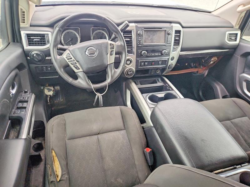 2018 Nissan Titan SV