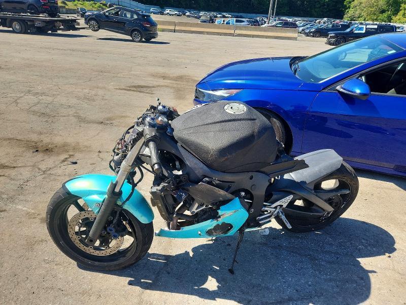 2003 Yamaha YZFR6 L
