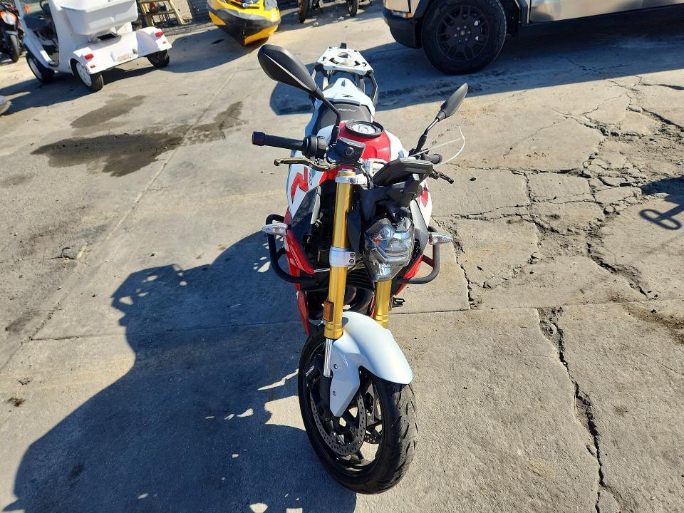 2020 BMW F 900 R