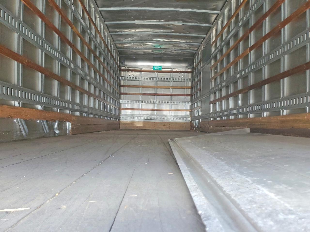 2017 Frht - Freightliner 2017 Freightliner Business Class M2 BOX Truck