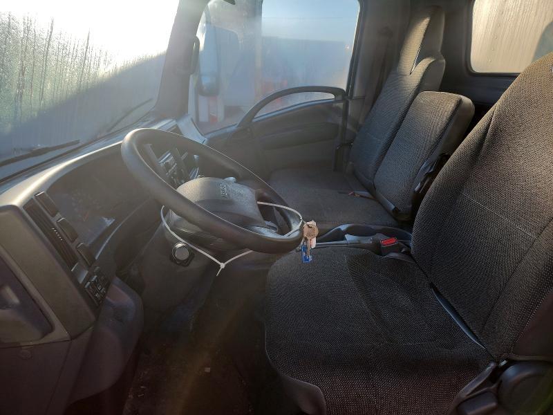 2017 Isuzu NPR HD BOX Truck
