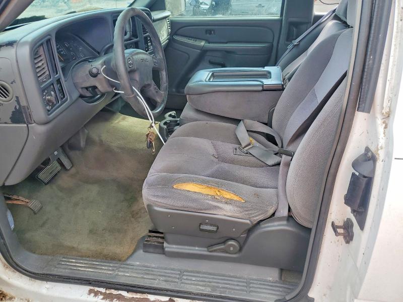 2004 GMC Sierra C2500 Heavy Duty