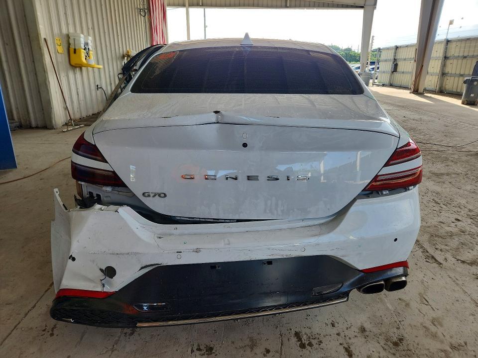 2023 Genesis G70 2.0t