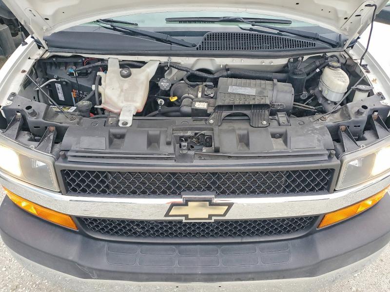 2019 Chevrolet Express G3500 BOX Truck