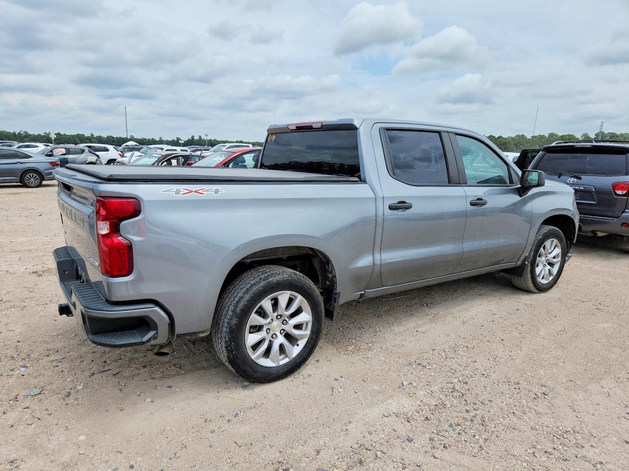 2023 Chevrolet Silverado K1500 Custom