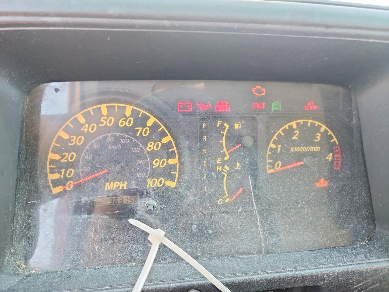2006 Isuzu NPR BOX Truck