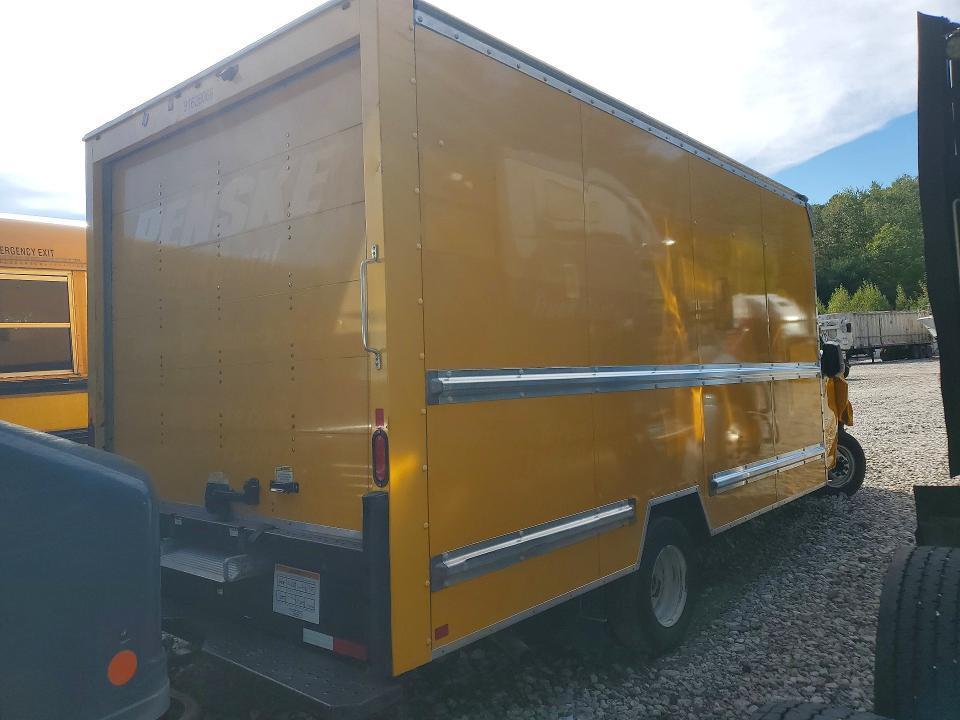 2022 GMC Savana BOX Truck