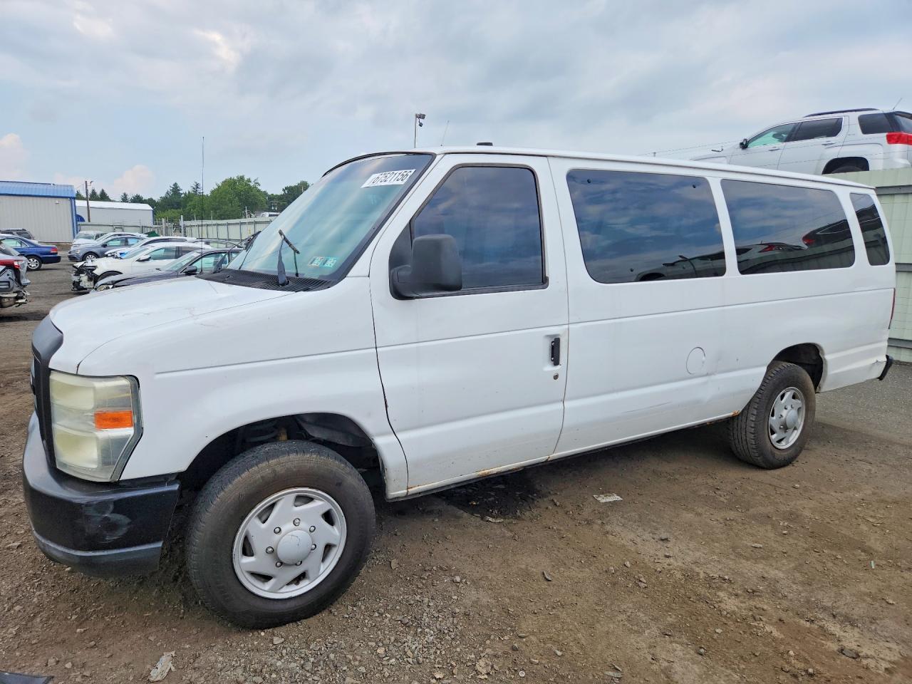2011 Ford Econoline E350 Super Duty Wagon