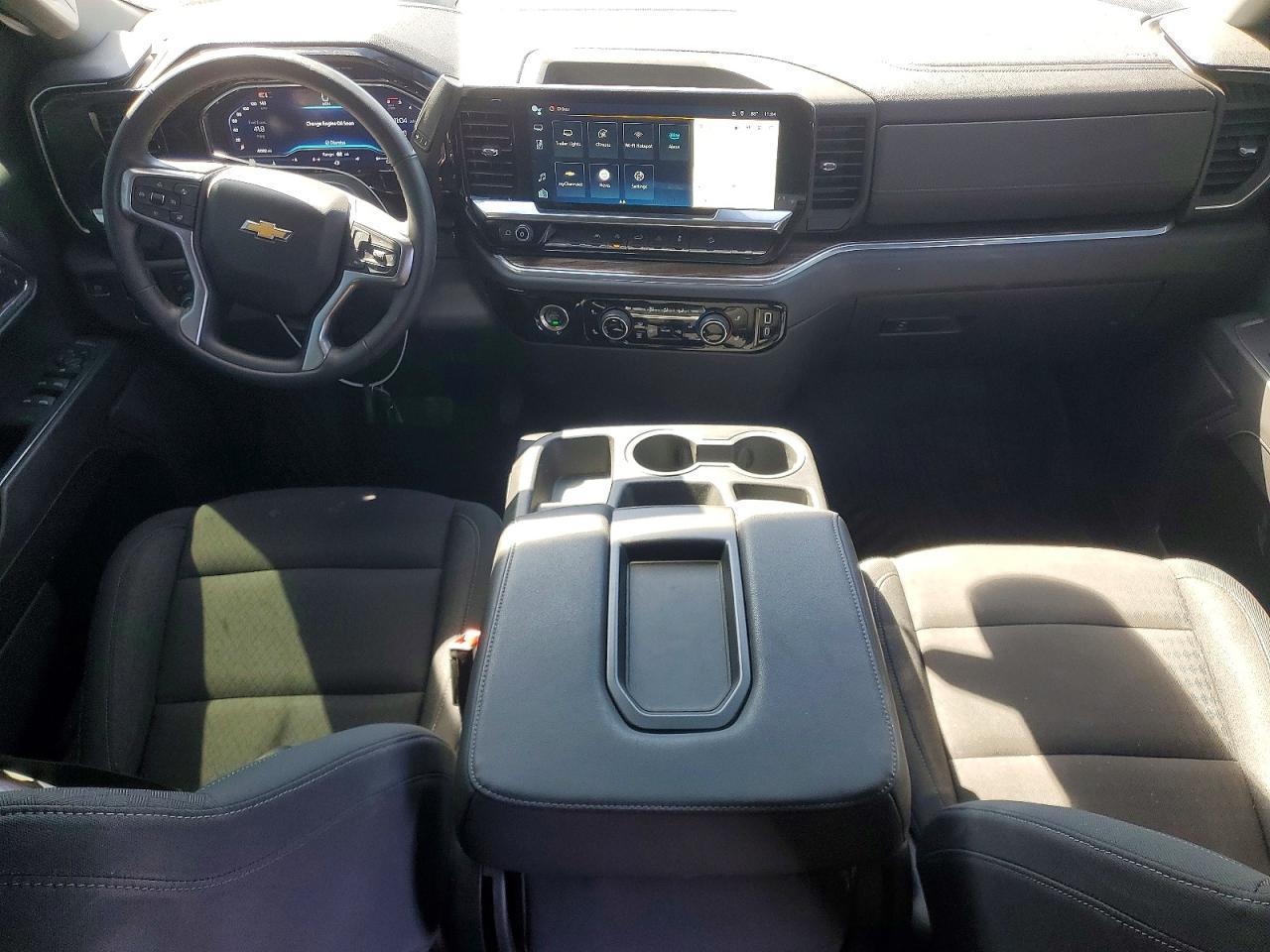 2024 Chevrolet Silverado K1500 LT