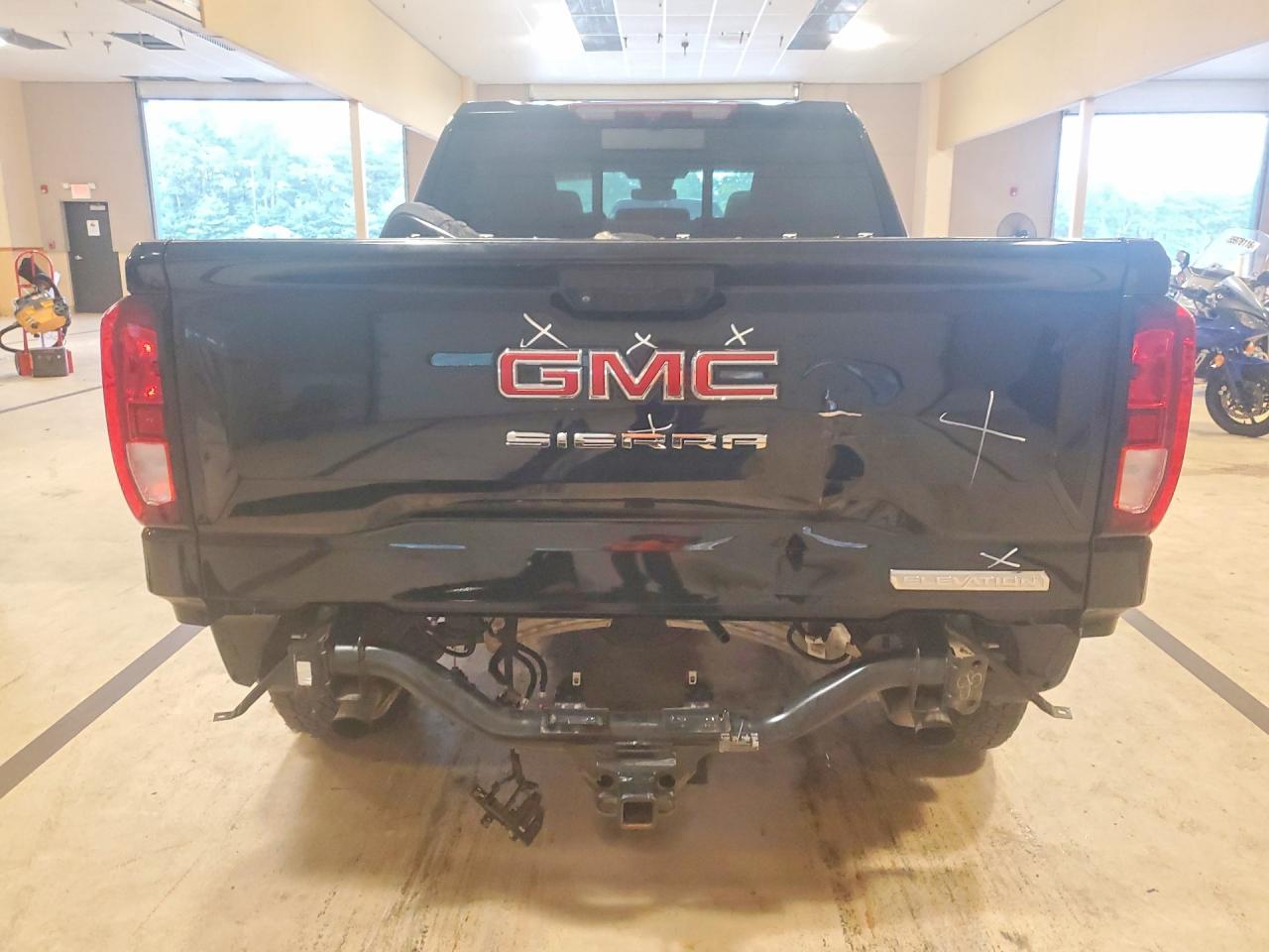 2023 GMC Sierra K1500 Elevation