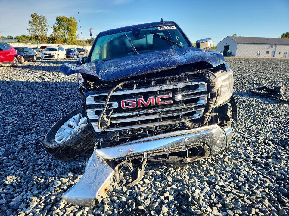 2022 GMC Sierra Limited K1500 SLT