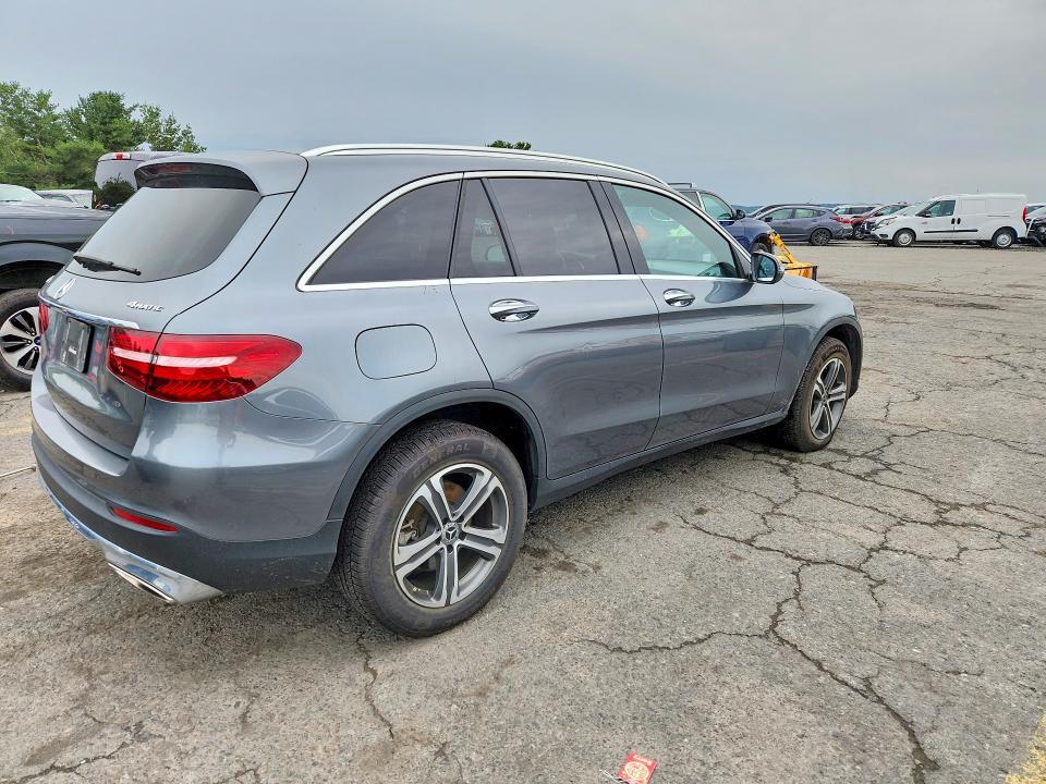 2018 Mercedes-Benz GLC 300 4Matic
